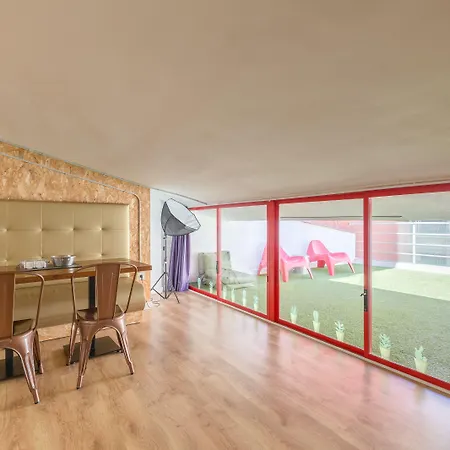 Tomate Apartman Alicante