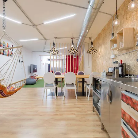 Tomate Apartman Alicante